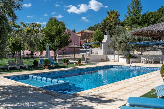 B.- Piscina 4