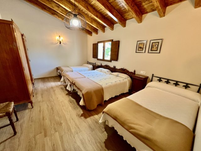 4.- Amarilla 3 Dormitorio 3
