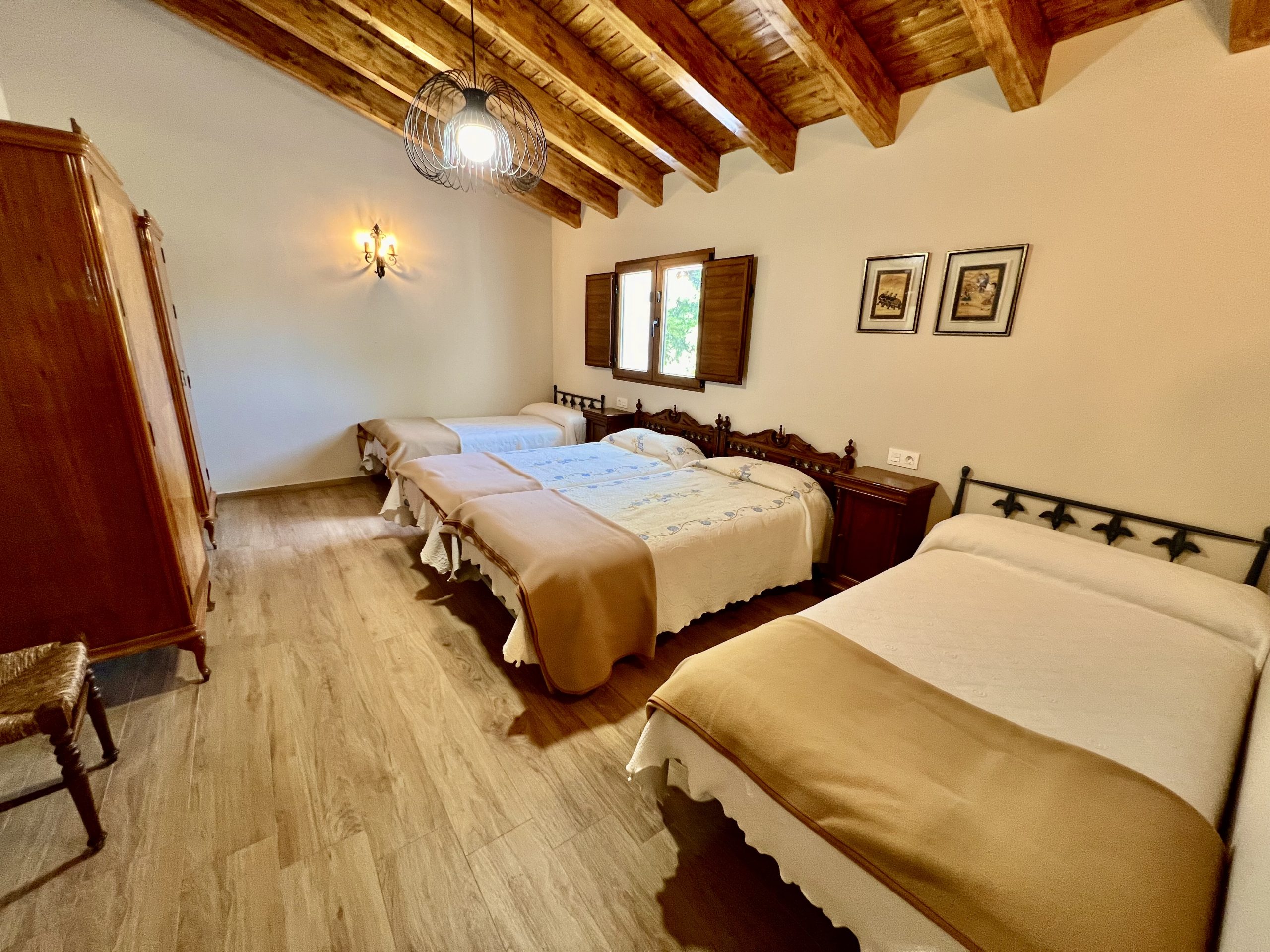 4.- Amarilla 3 Dormitorio 3
