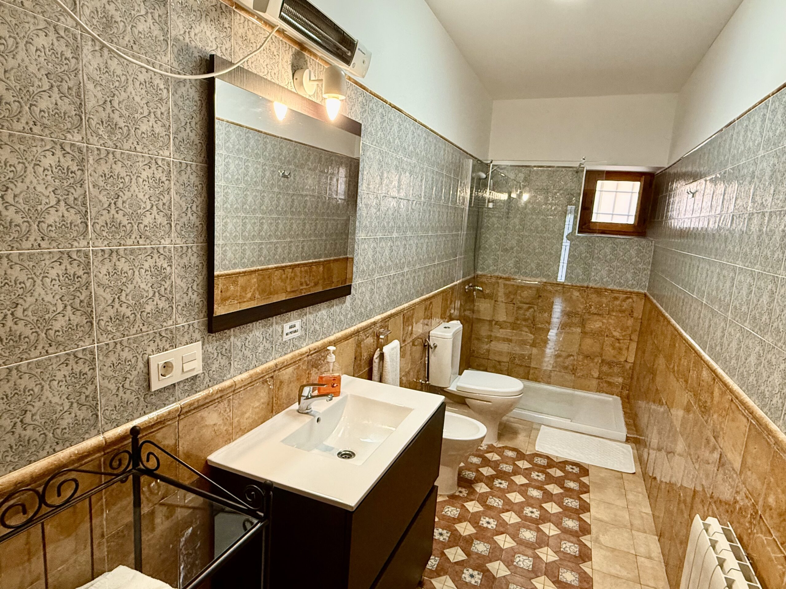 Rosa 2 - 2026 - Baño